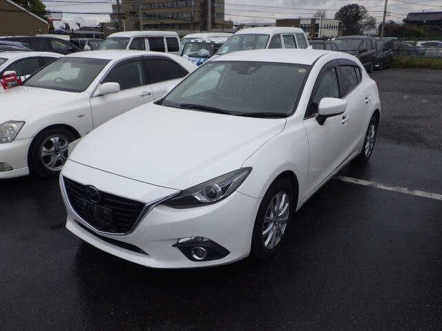 MAZDA AXELA