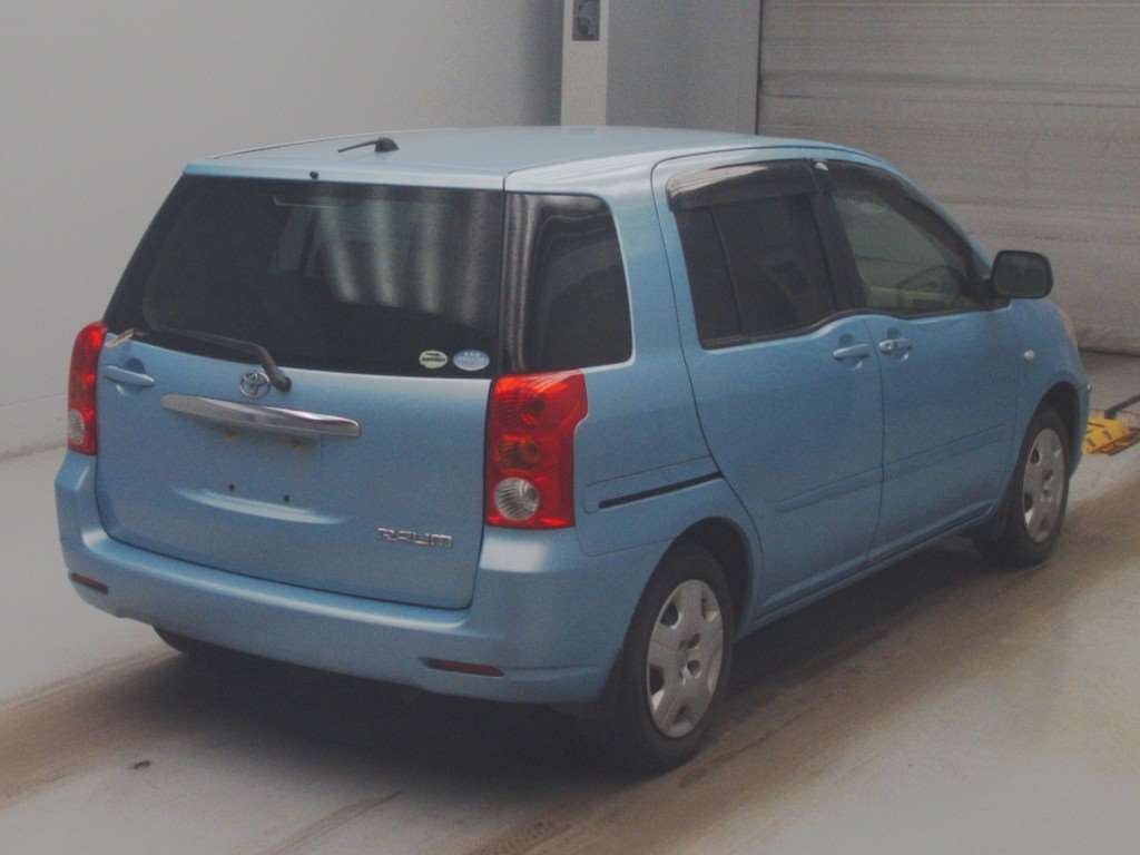 TOYOTA RAUM