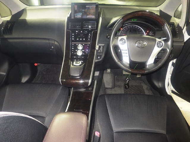 TOYOTA SAI