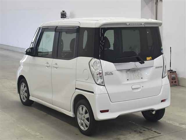 MITSUBISHI EK SPACE