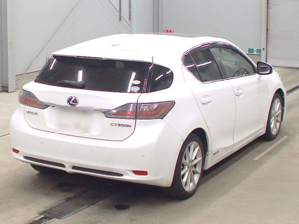 LEXUS CT200H
