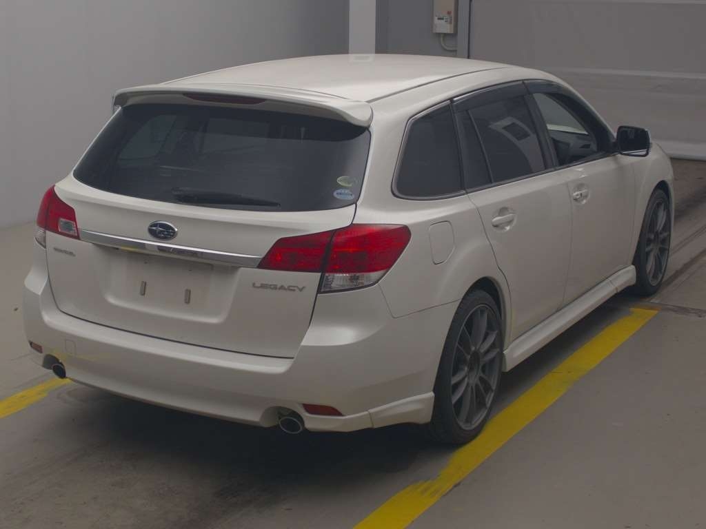 SUBARU LEGACY
