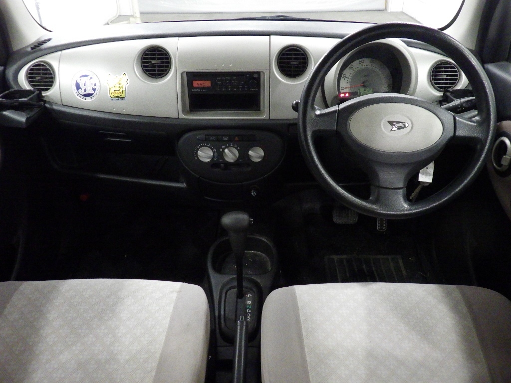 DAIHATSU MIRA GINO