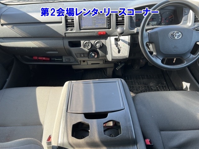 TOYOTA REGIUS ACE