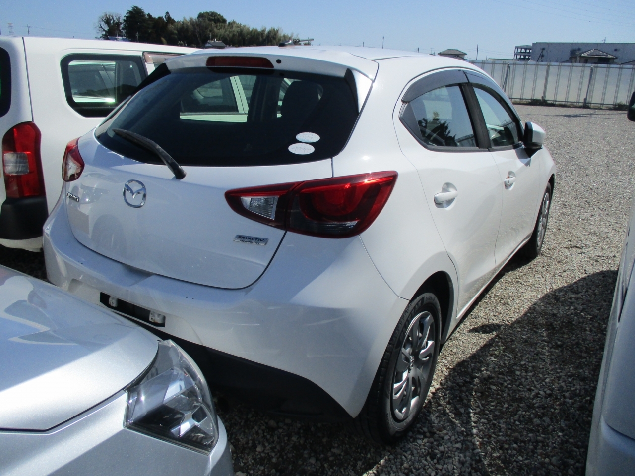 MAZDA DEMIO
