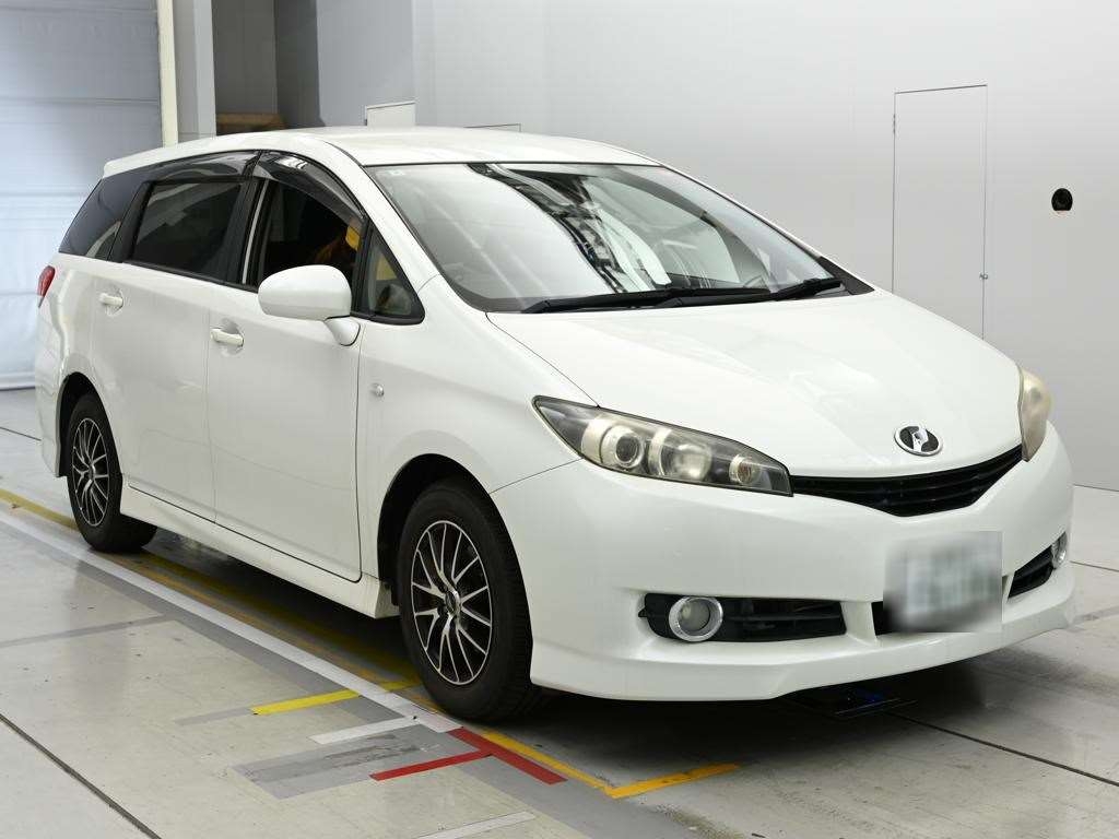 TOYOTA WISH