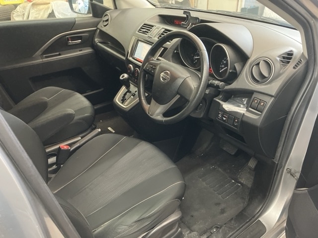 NISSAN LAFESTA