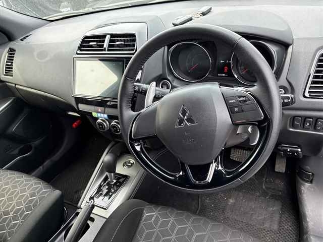 MITSUBISHI RVR