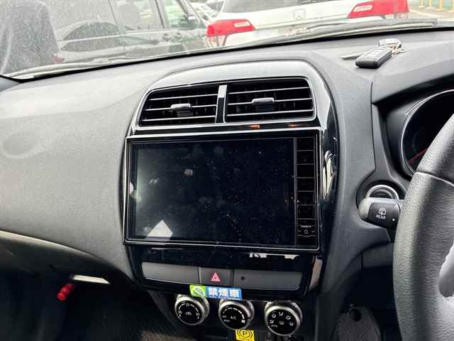 MITSUBISHI RVR