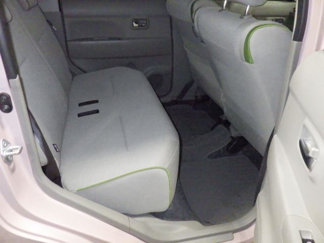 TOYOTA PIXIS SPACE