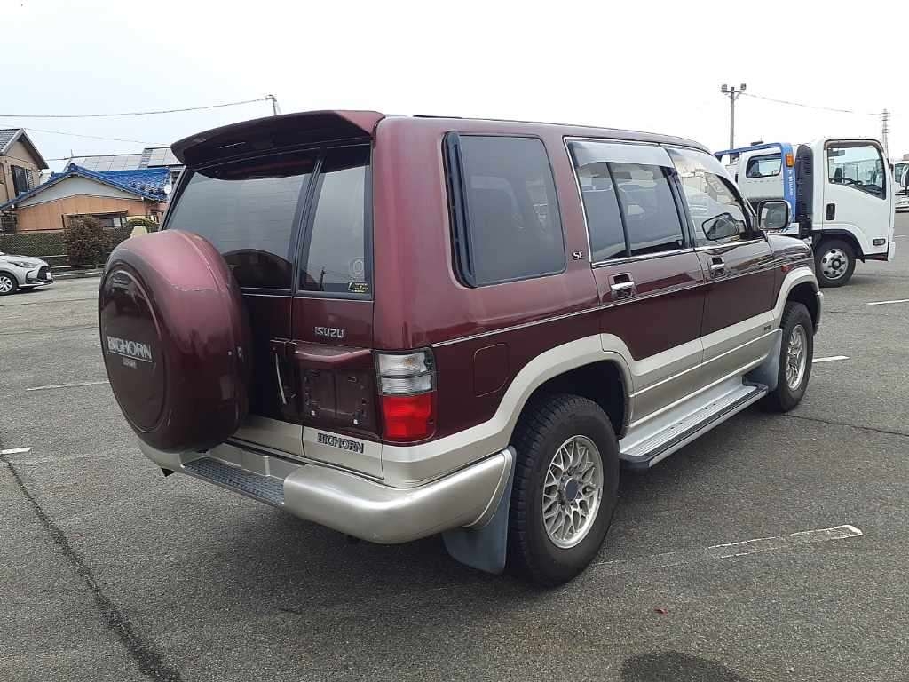 ISUZU BIGHORN