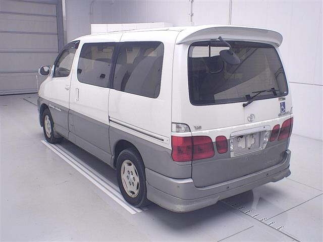 TOYOTA GRANVIA