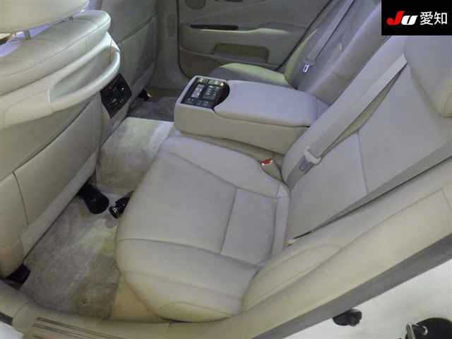 LEXUS LS460