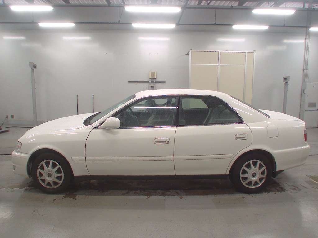 TOYOTA CHASER