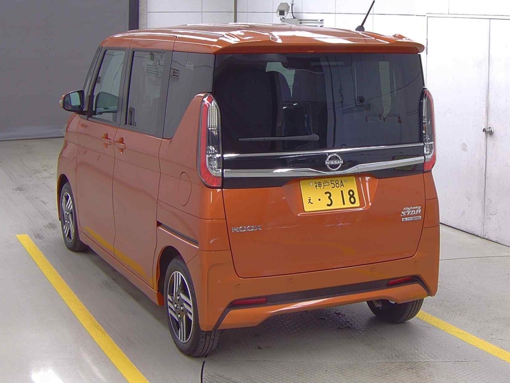 NISSAN ROOX