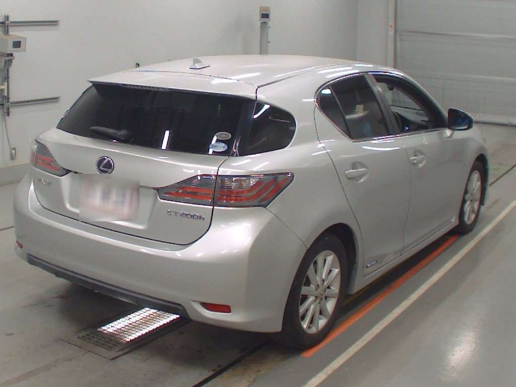 LEXUS CT200H