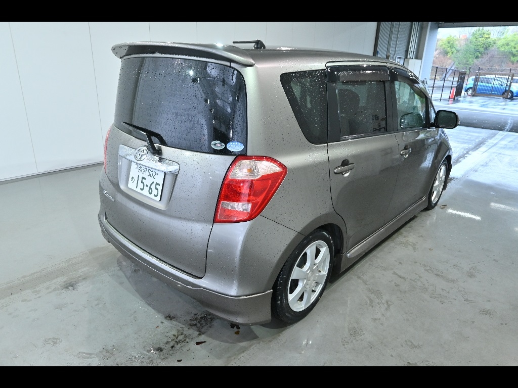 TOYOTA RACTIS