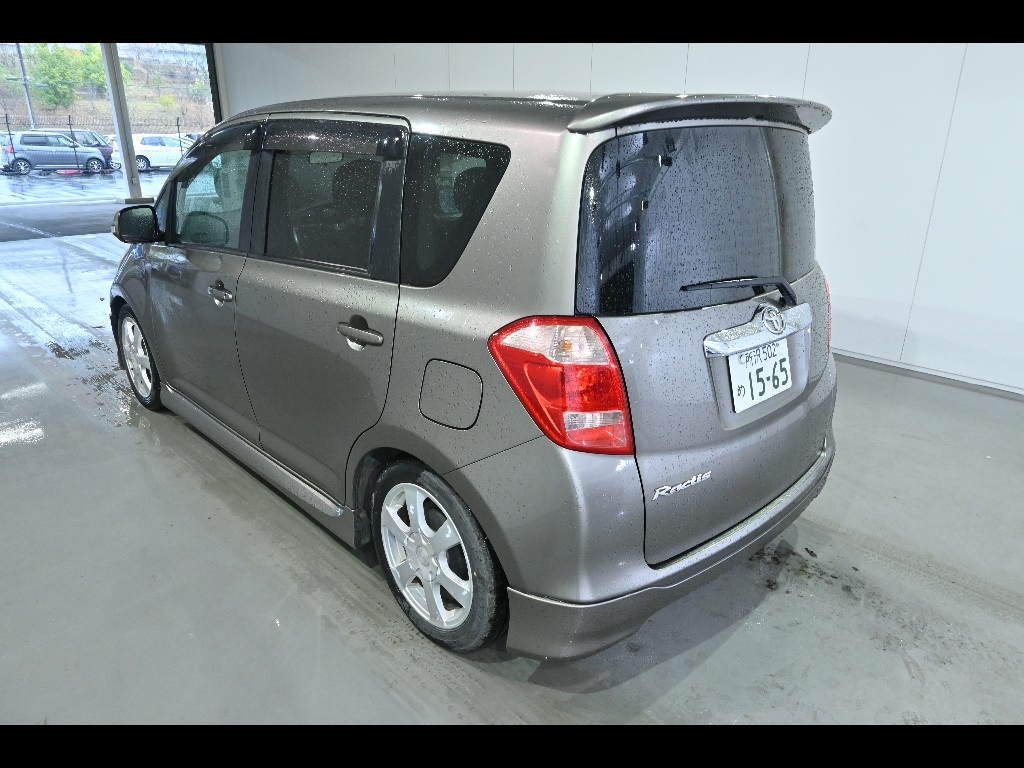 TOYOTA RACTIS