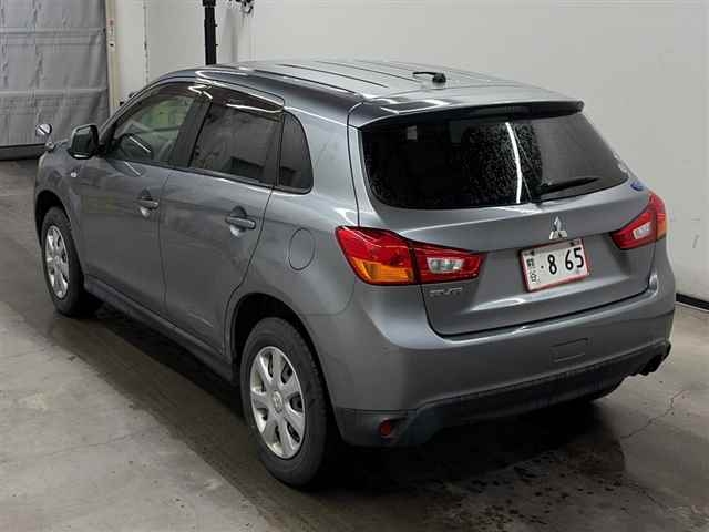 MITSUBISHI RVR