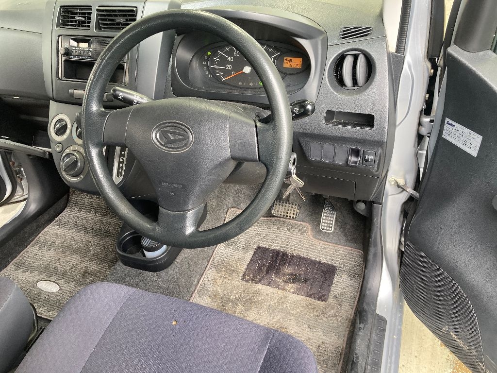 DAIHATSU MIRA