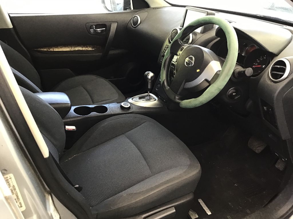NISSAN DUALIS