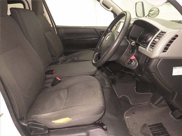 TOYOTA REGIUS ACE