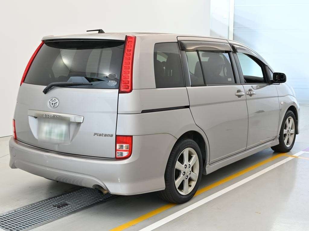 TOYOTA ISIS