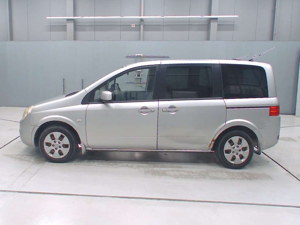 NISSAN LAFESTA