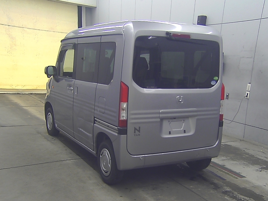 HONDA N-VAN
