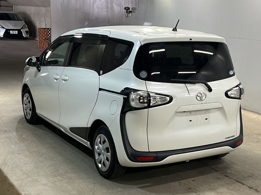TOYOTA SIENTA