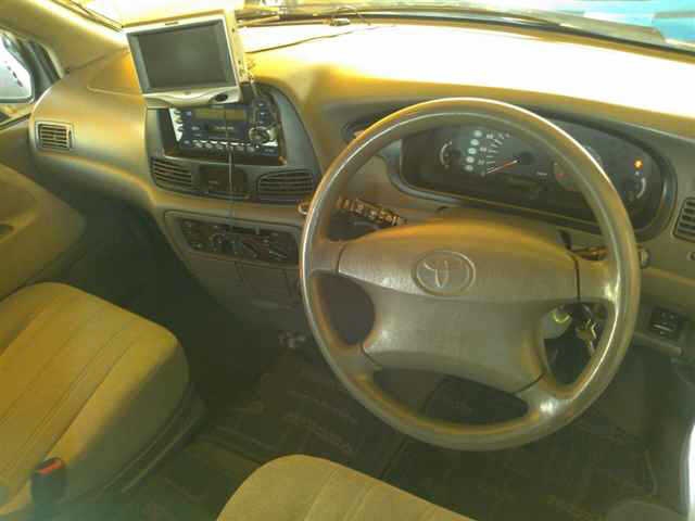 TOYOTA LITE ACE NOAH