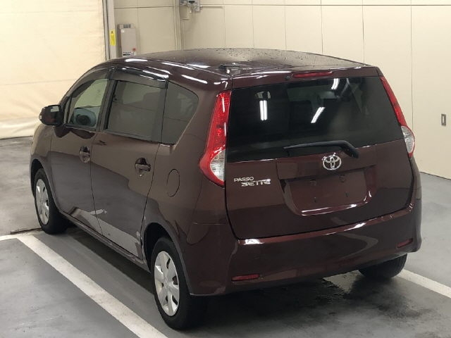 TOYOTA PASSO SETTE