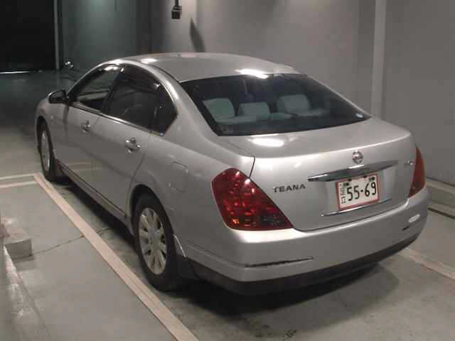NISSAN TEANA