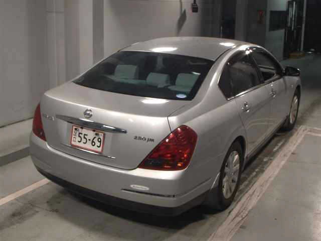 NISSAN TEANA
