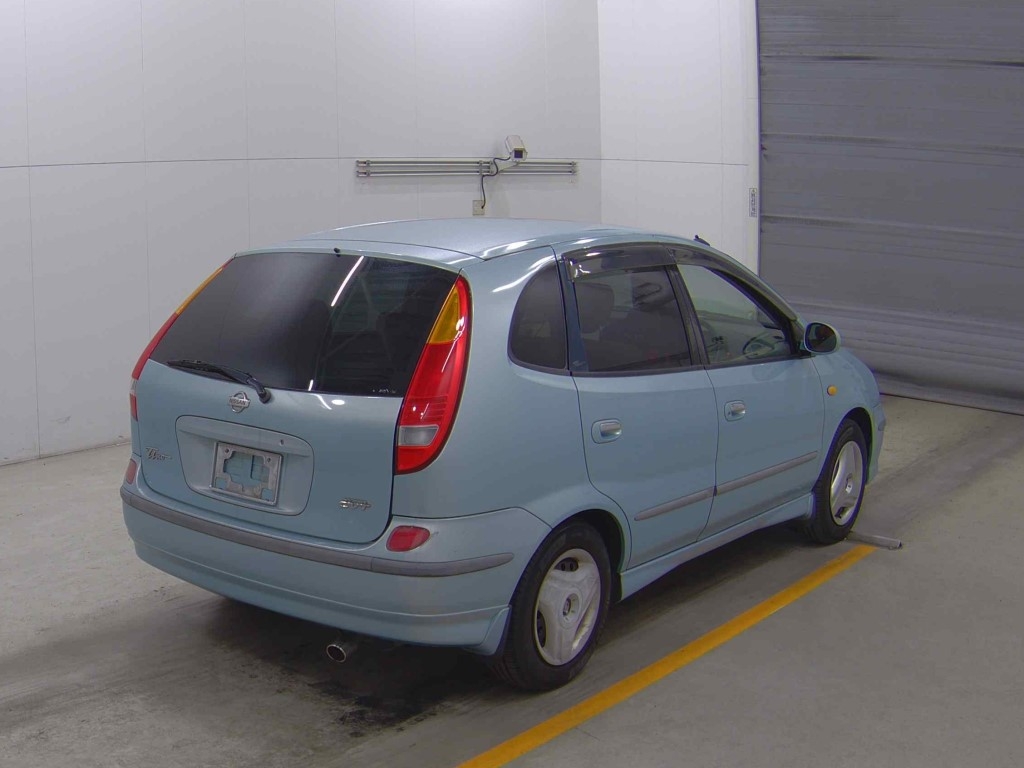 NISSAN TINO