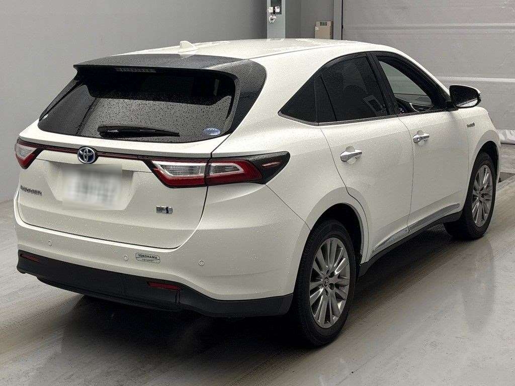 TOYOTA HARRIER