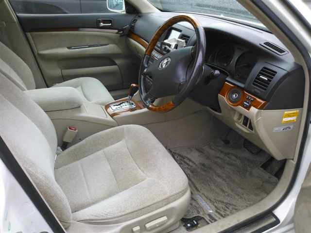 TOYOTA MARK II