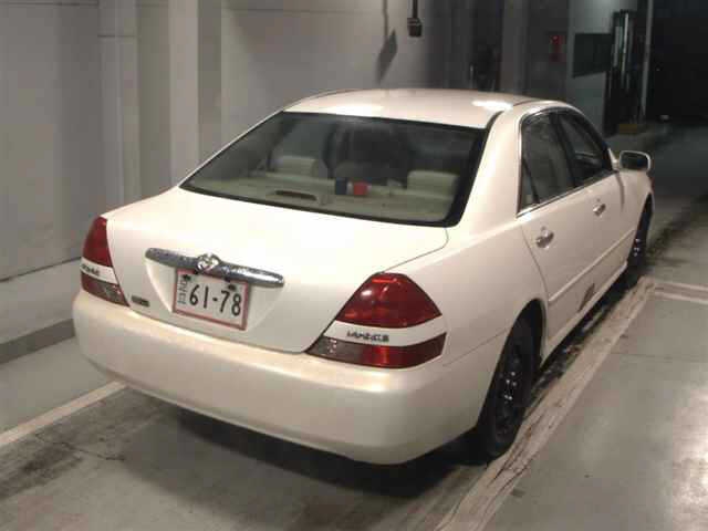TOYOTA MARK II