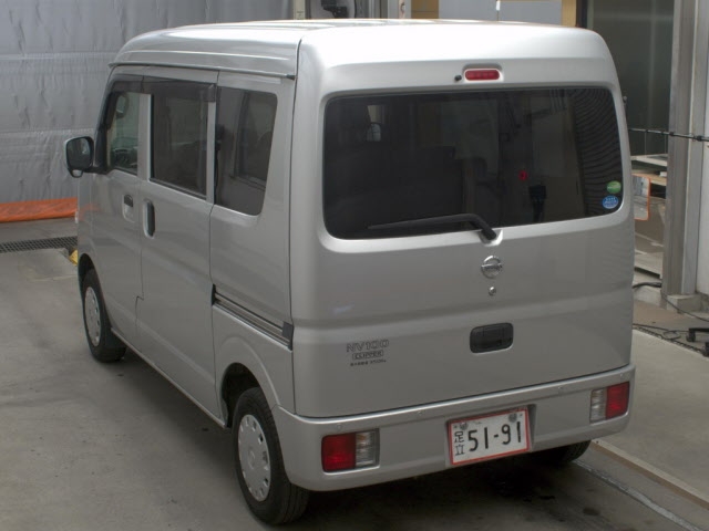 NISSAN NV100 CLIPPER