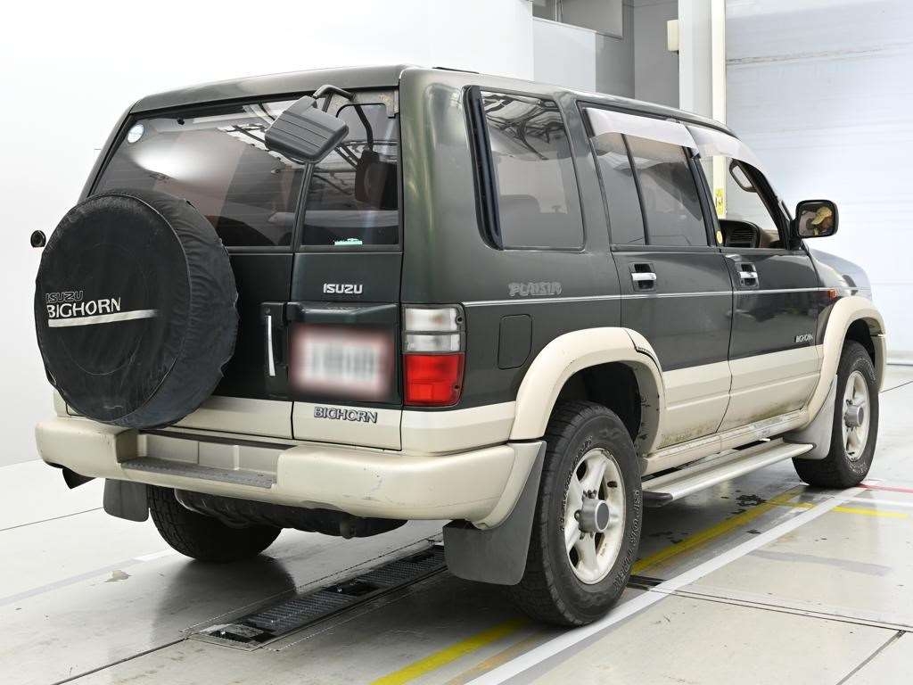 ISUZU BIGHORN
