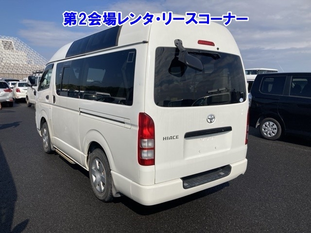 TOYOTA REGIUS ACE