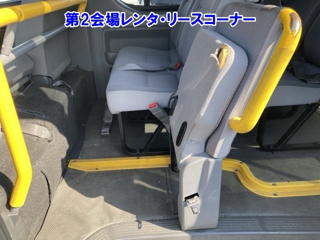 TOYOTA REGIUS ACE