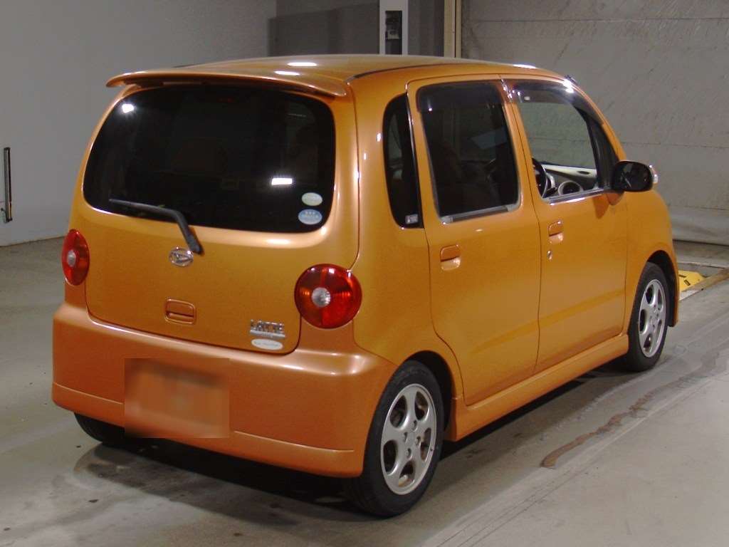 DAIHATSU MOVE LATTE