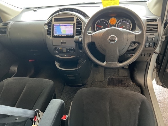 NISSAN LAFESTA