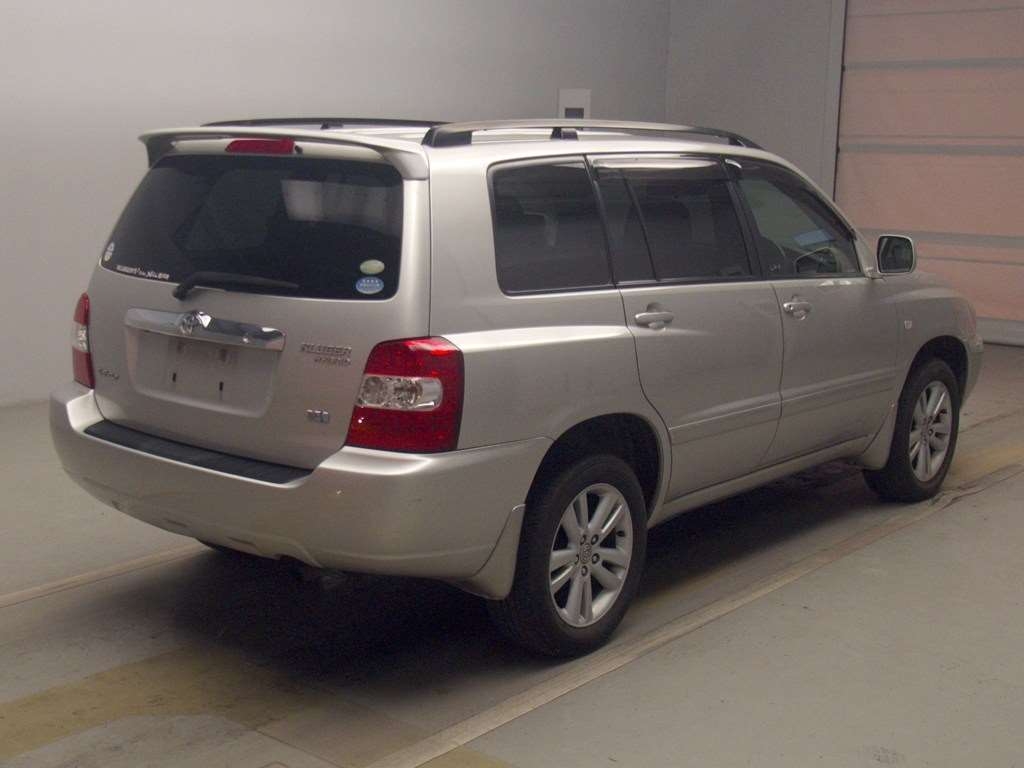 TOYOTA KLUGER V