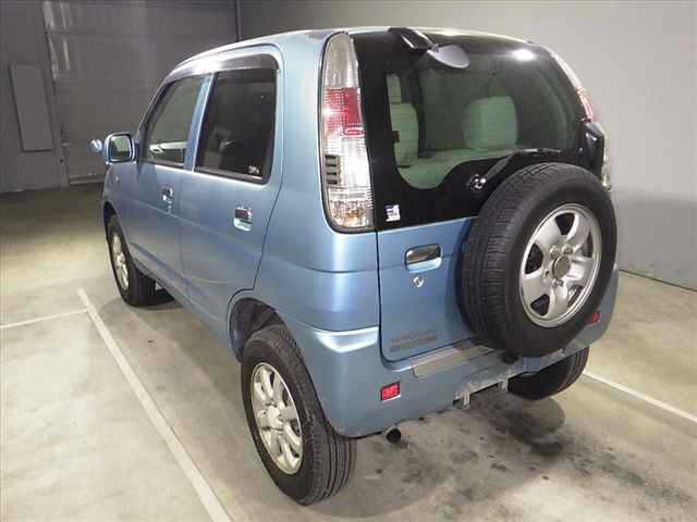 DAIHATSU TERIOS KID