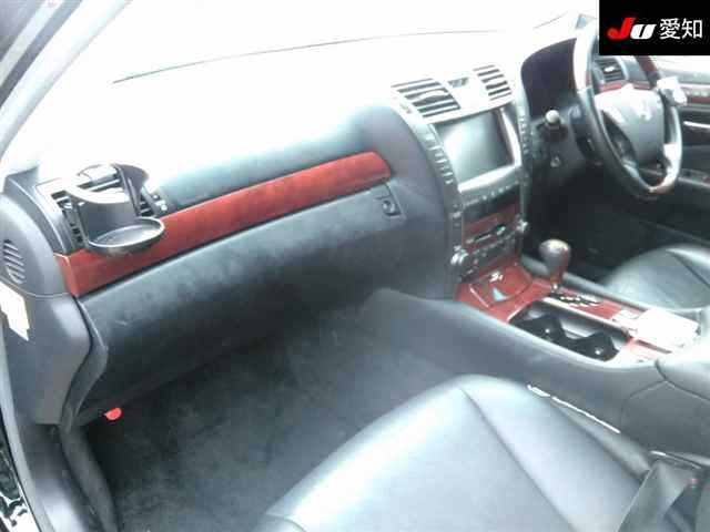 LEXUS LS460