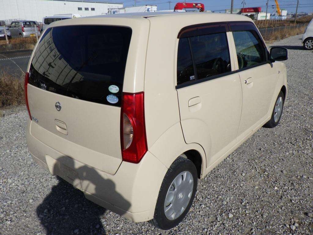 NISSAN PINO