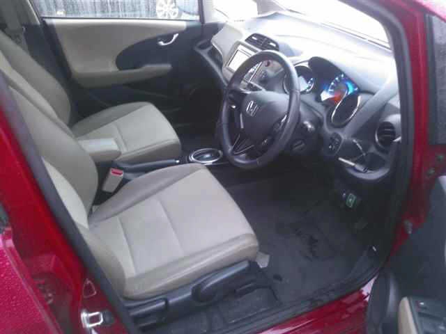 HONDA FIT SHUTTLE