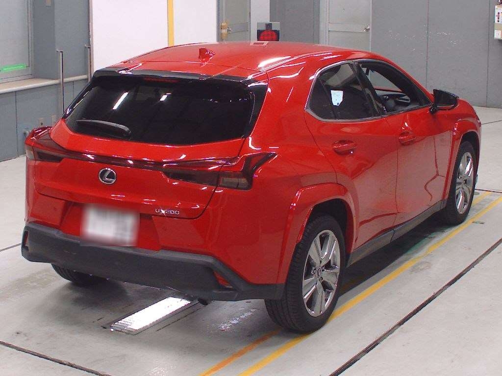 LEXUS UX200